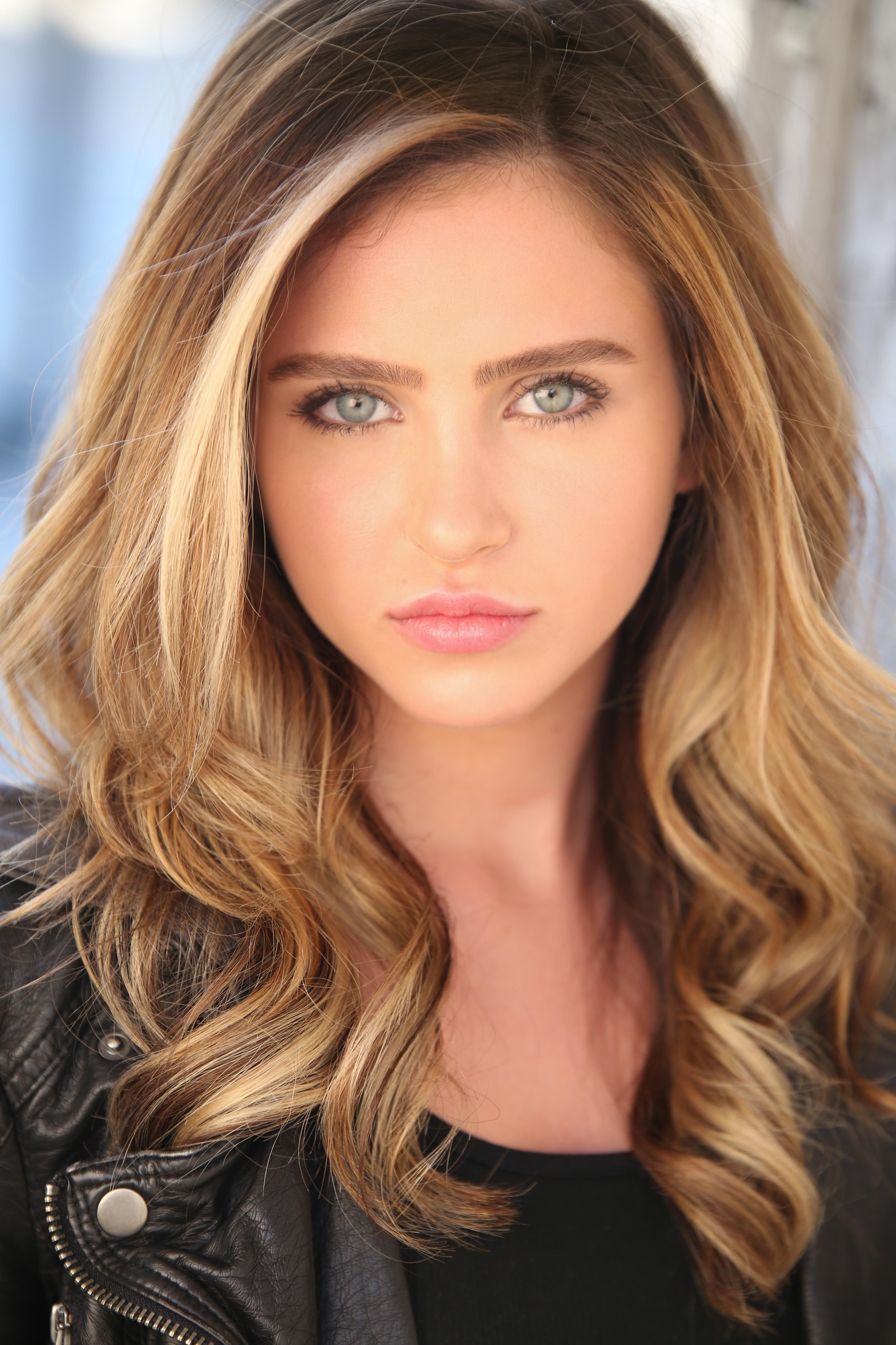 Ryan Whitney Newman (born April 24, 1998) is an American actress ...