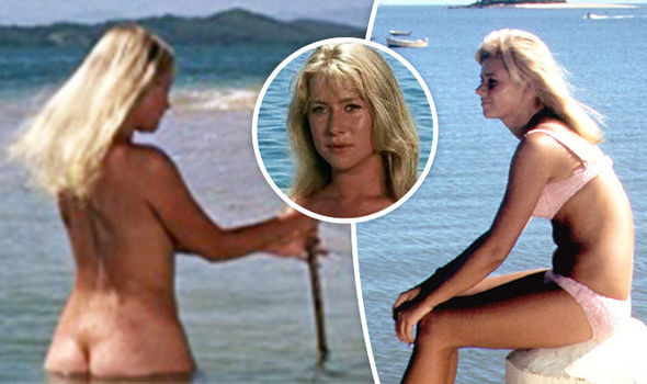 Dame Helen Mirren flashes BARE BOTTOM as she strips naked in ...