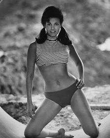 Curious, Funny Photos / Pictures: Actress Raquel Welch is ...