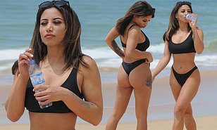 Ex On The Beach's Kayleigh Morris displays her bikini body ...