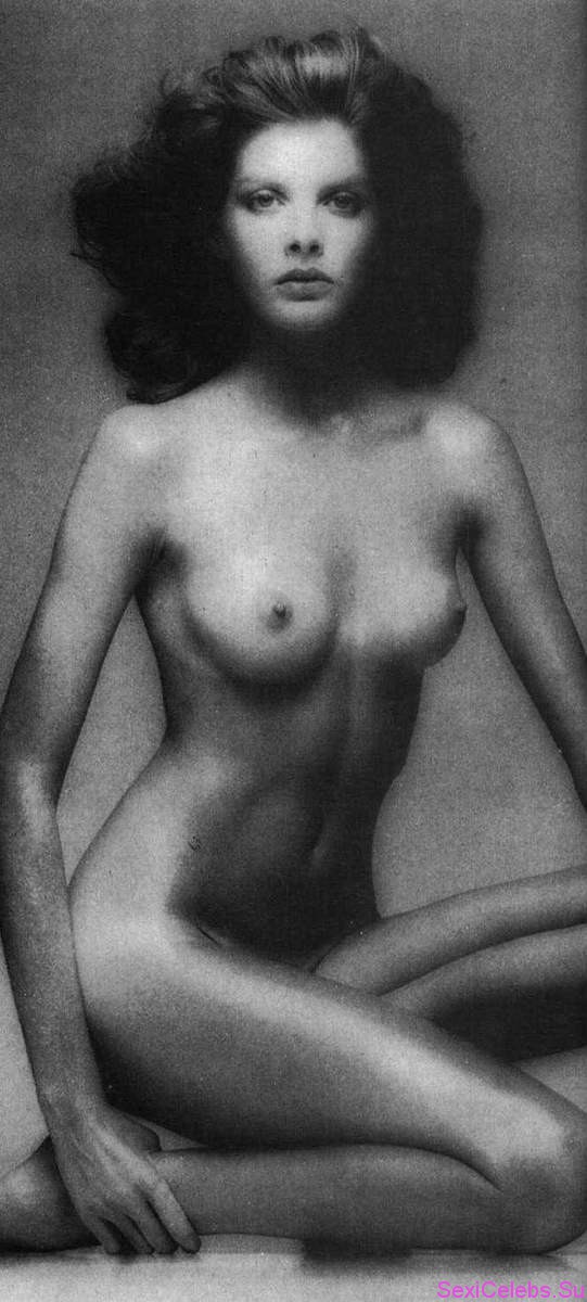Голая Рене Руссо на фото в молодости и сейчас