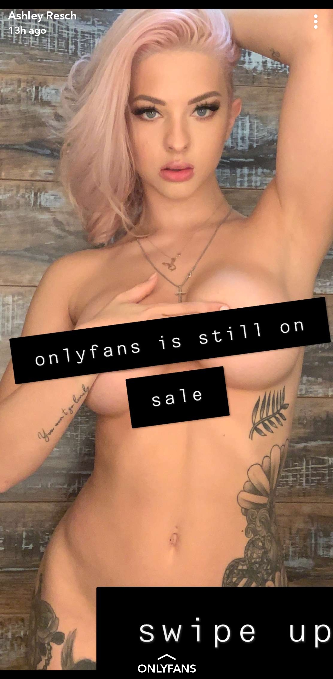 Can someone post the original from her OnlyFans without the ...