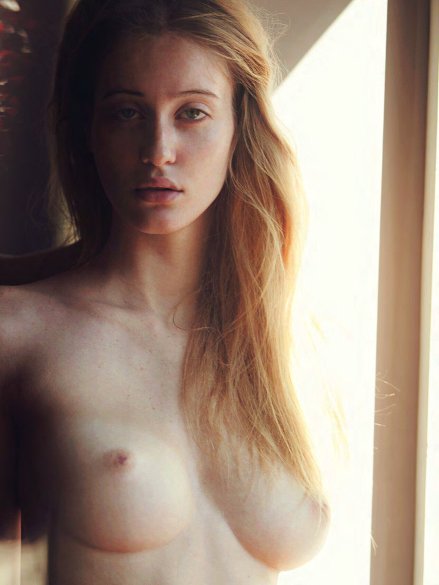 Reader Finds Amanda Seyfried Topless Heidi Klum Full Frontal ...