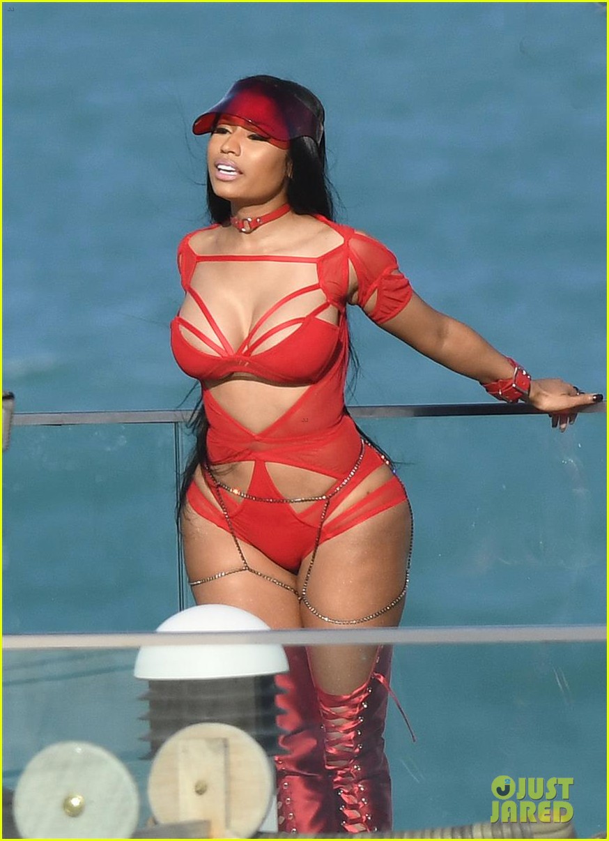 Nicki Minaj Wears Sexy Cut-Out Swimsuit to Film New Video ...