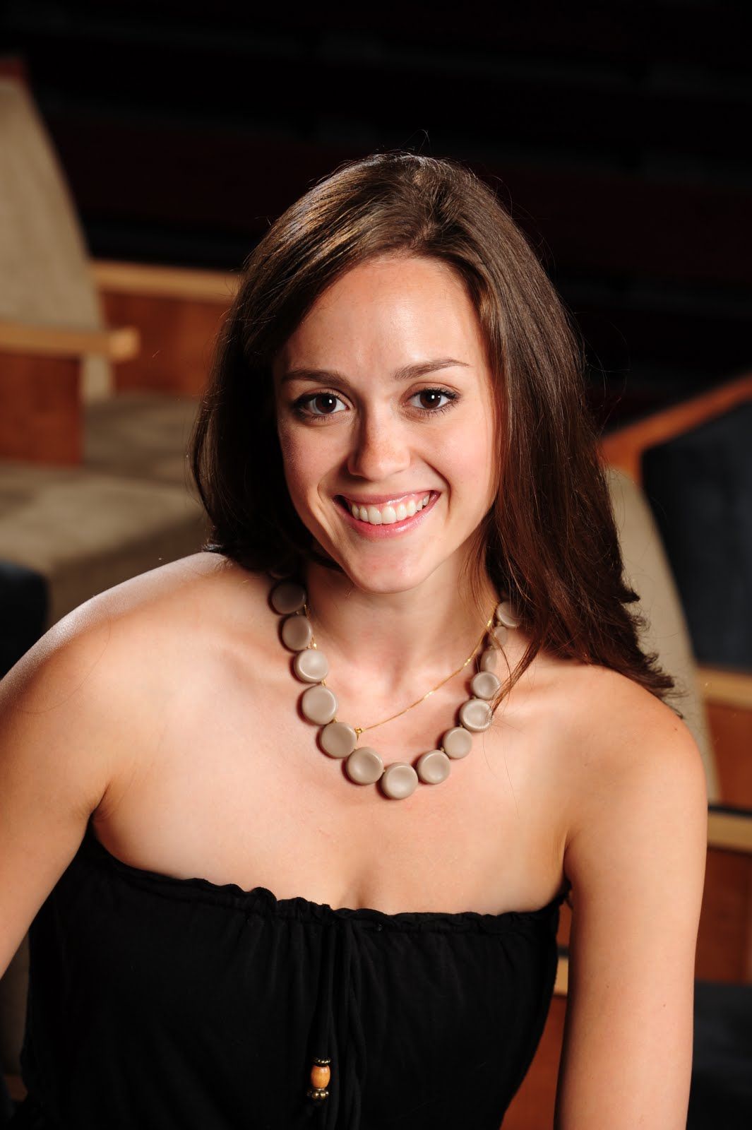 31 Hot Pictures Of Heather Lind Unveil Her Fit Sexy Body