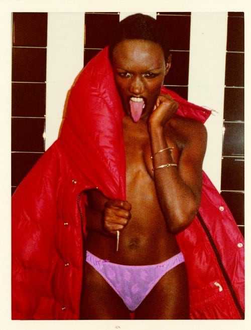49 Hot Pictures Of Grace Jones Will Bring Big Grin On Your Face