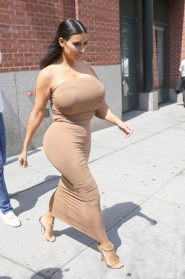 Famous Model Kim Kardashian Big Tits Expansion