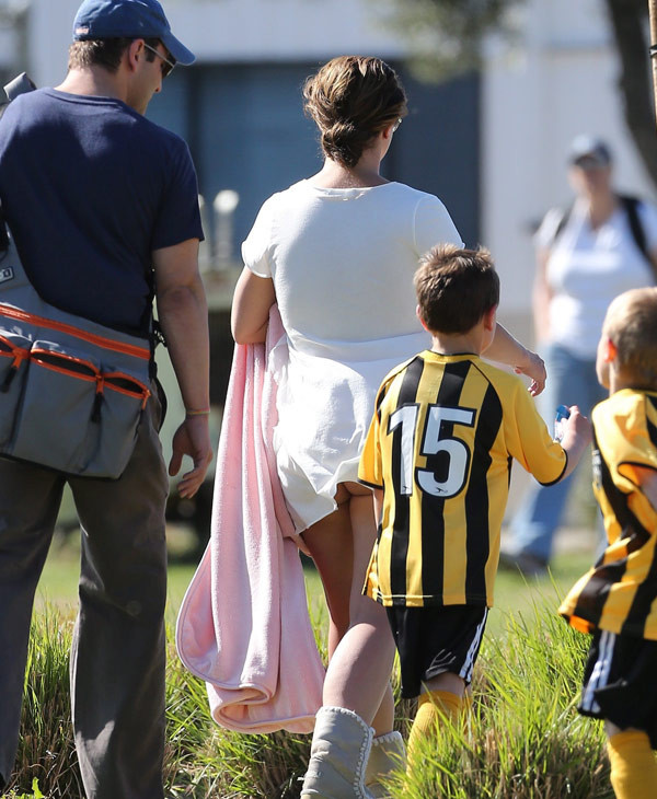 Britney Spears' Butt Hangs Out At Sons' Soccer Game ...
