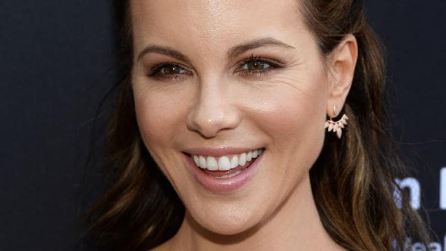 5 Kate Beckinsale strips almost naked for Instagram followers