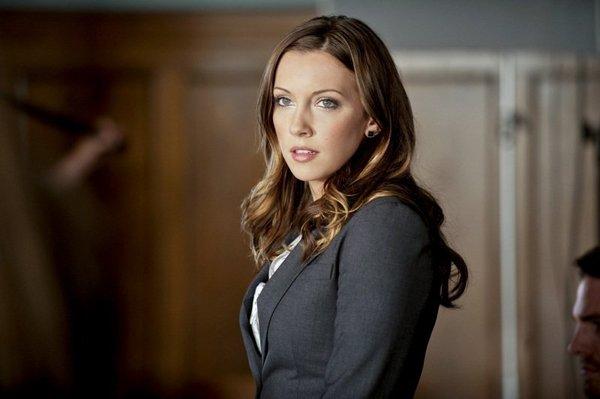 Hottest Woman 5/14/15 â€“ KATIE CASSIDY (Arrow)! | King of The ...