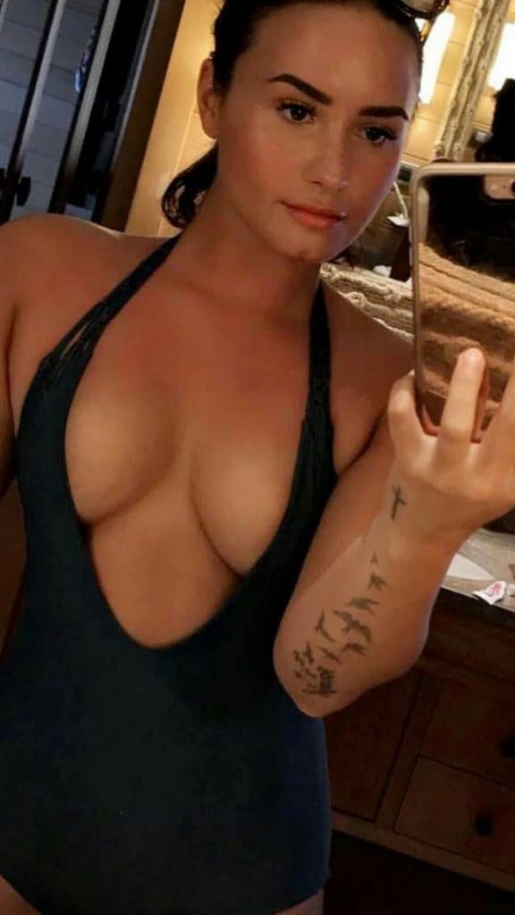 Demi Lovato's Hottest Images | Sexy Near-Nude Pics