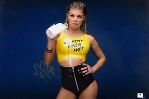 Details about Fergie Signed Autographed 12X18 Photo Black-Eyed Peas Sexy  Pouring Milk GV849145