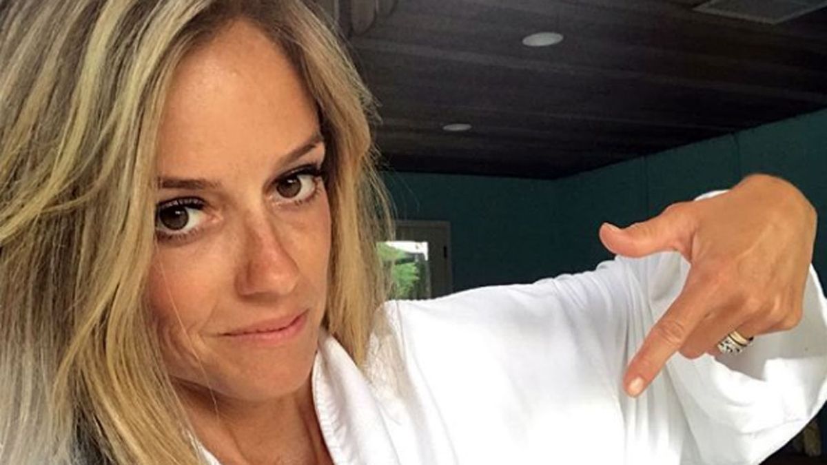 Nicole Curtis breastfeeding photo praised on Instagram - 9Honey