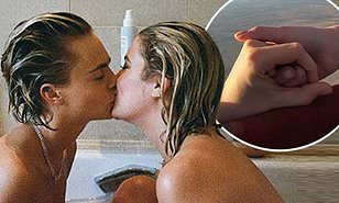 Cara Delevingne and Ashley Benson kiss in the bath for photo ...
