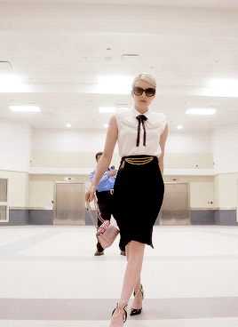 Emma roberts scream queens chanel oberlin GIF on GIFER - by ...