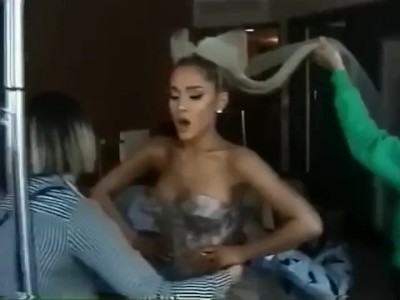 ARIANA GRANDE TOPLESS WHILE FITTING HER DRESS FULL VIDEO