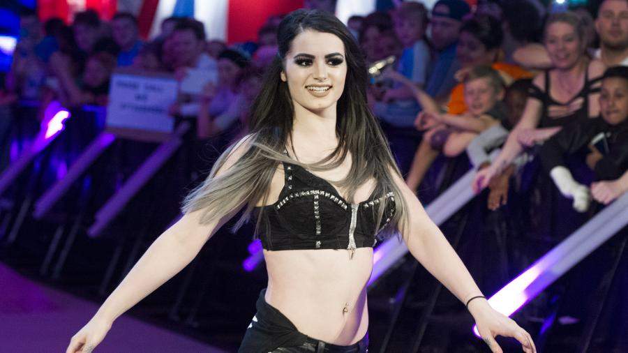Paige & Xavier Woods' Relationship: 5 Fast Facts You Need to ...