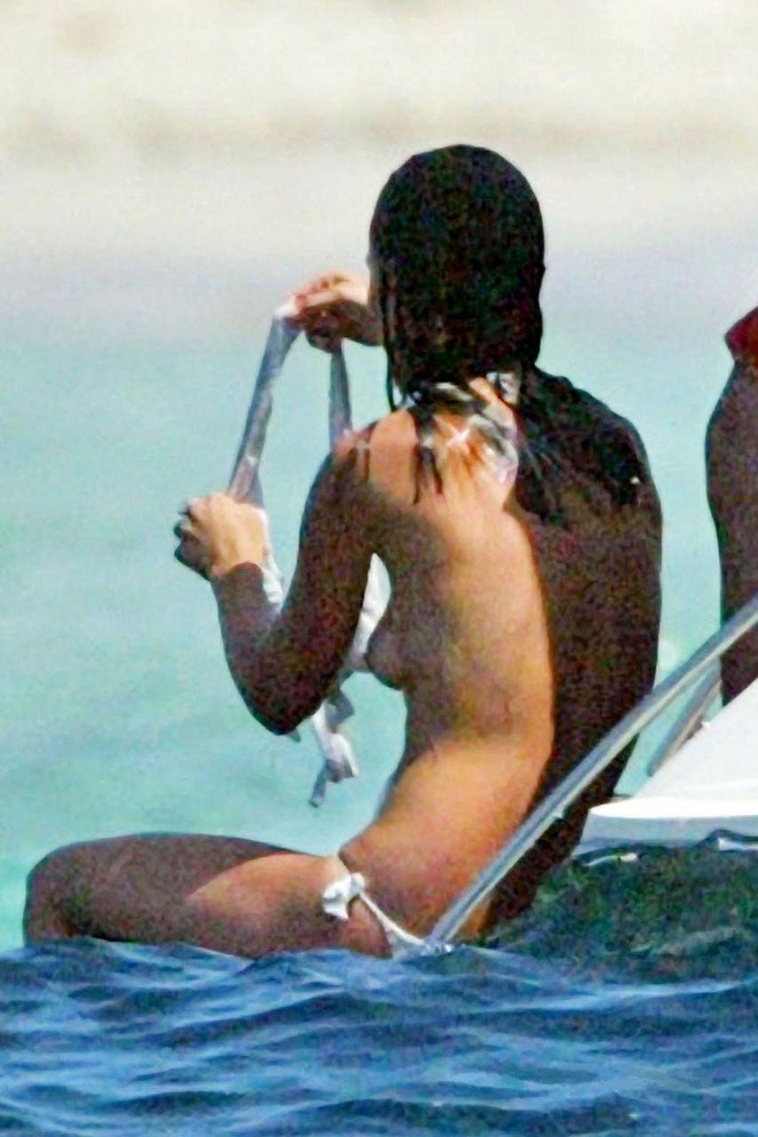 Pippa Middleton Nude & Bikini Pics from Caribbean Islands ...