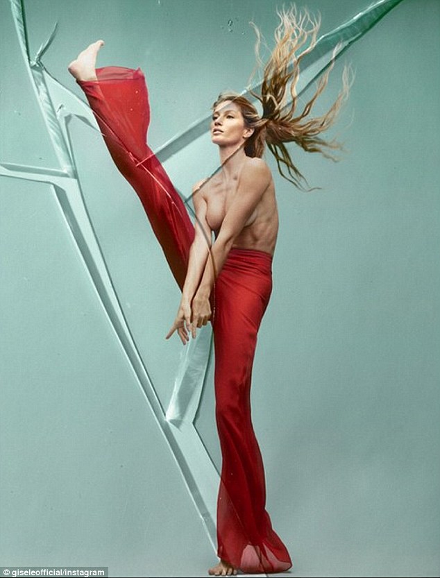 Gisele Bundchen poses topless as she shows off her extreme ...