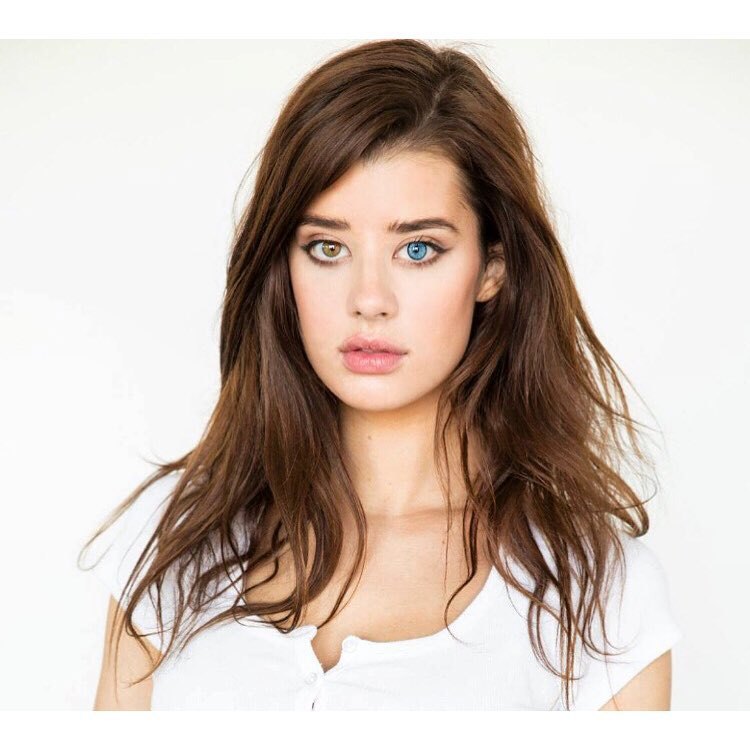 Model Sarah McDaniel on Her Different-Colored Eyes | StyleCaster