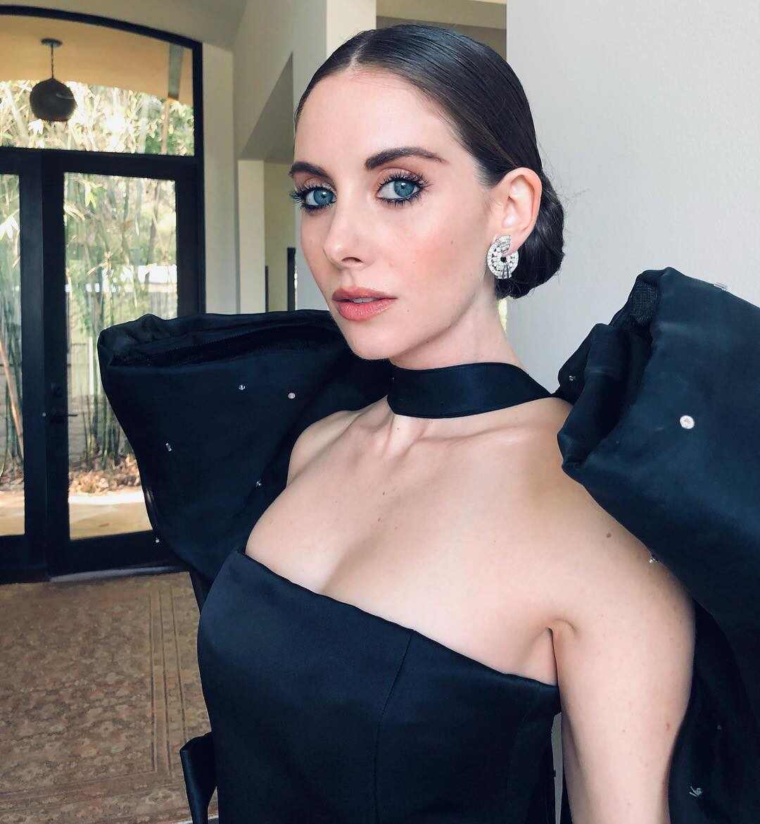 Alison Brie from SAG Awards 2019: Instagram & TwitPics | E! News