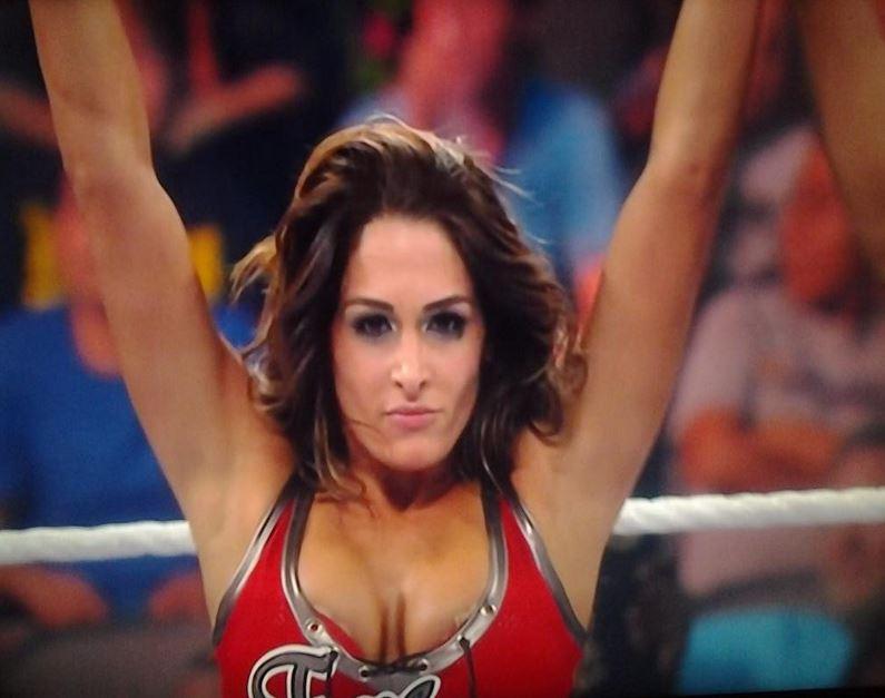 Nikki bella nippel. ðŸ† Nikki Bella Has A Nip Slip On WWE ...