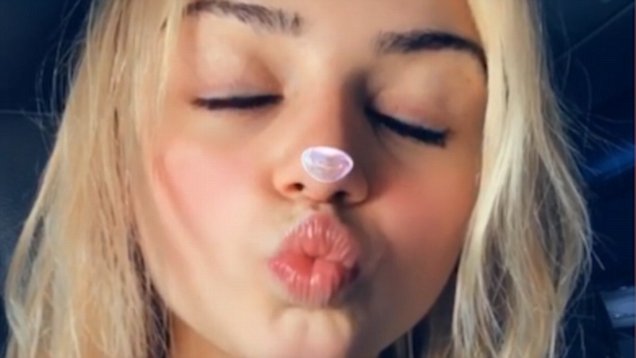 No makeup, all filter: Instagram star Kristen Hancher snaps herself