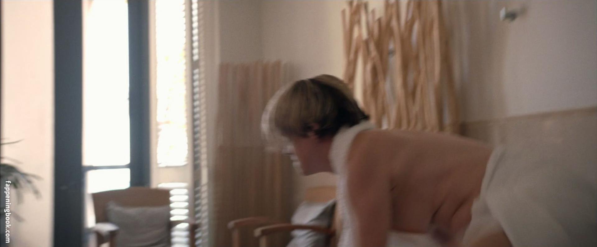 Alice Wetterlund Nude, Sexy, The Fappening, Uncensored ...