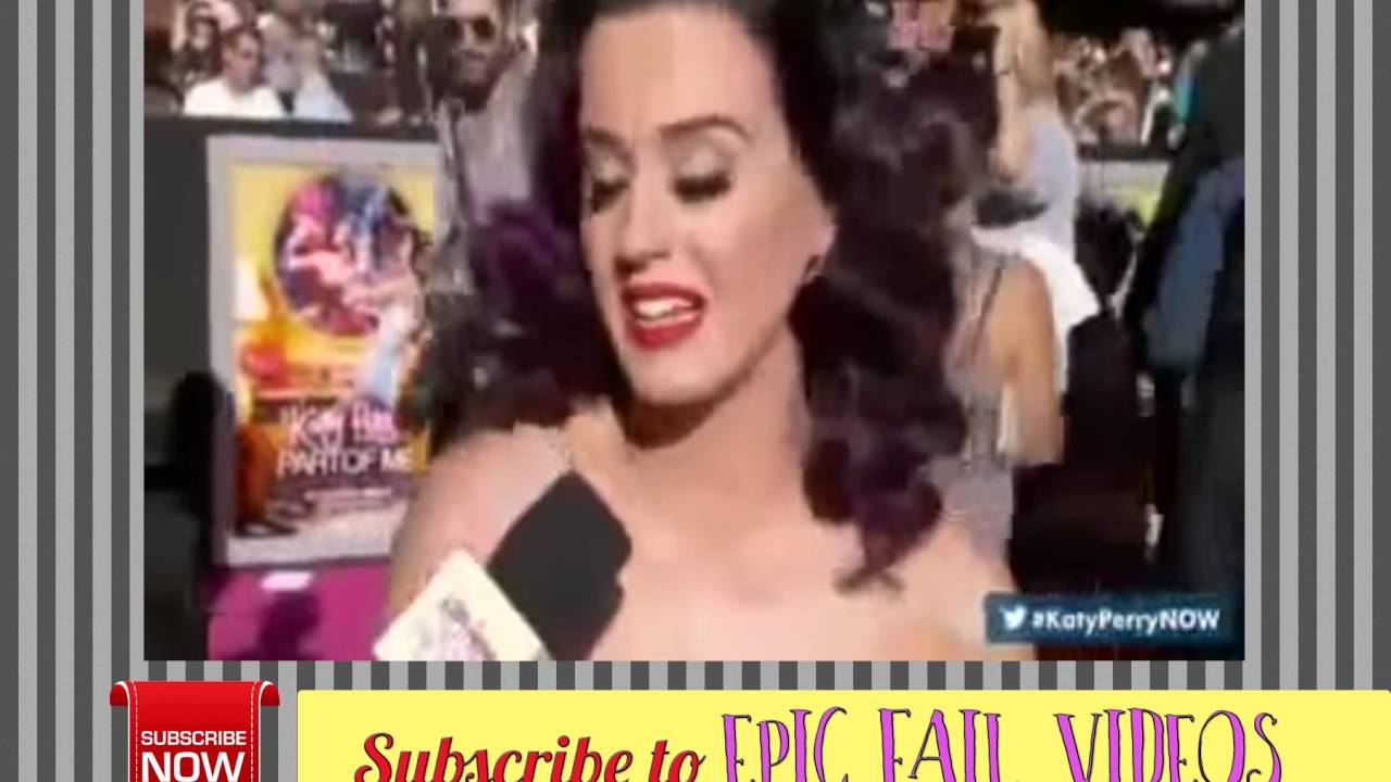 Katy Perry Nipple slip during Interview 2012 - YouTube
