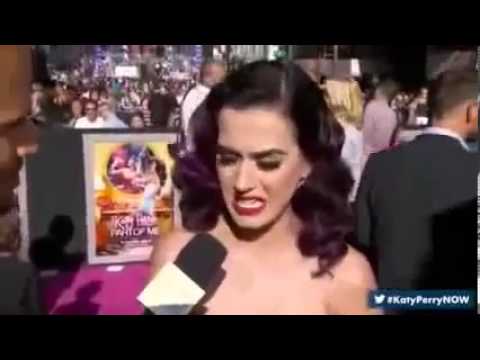 Katy Perry Nipple slip during Interview 2012 - YouTube