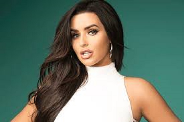 Abigail Ratchford Opens Up about her Boyfriend Klay Thompson ...