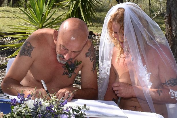 Grandparents tied the knot naked in front of strangers after ...
