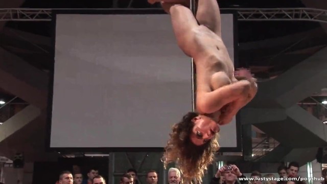 Amazing Naked Pole Dancer - Pornhub.com