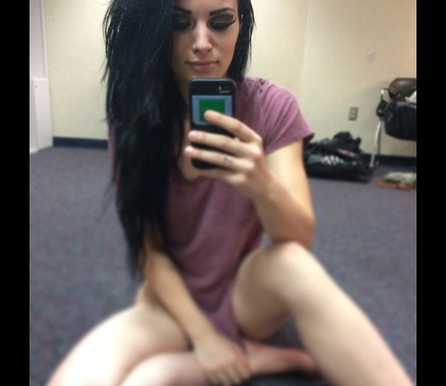 Sex Tape And Explicit Photos Of WWE Diva Paige Leaked Online After ...