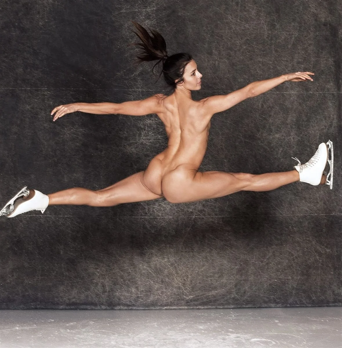 Nude Female Athletes Photos u0026 Videos - Celeb Masta