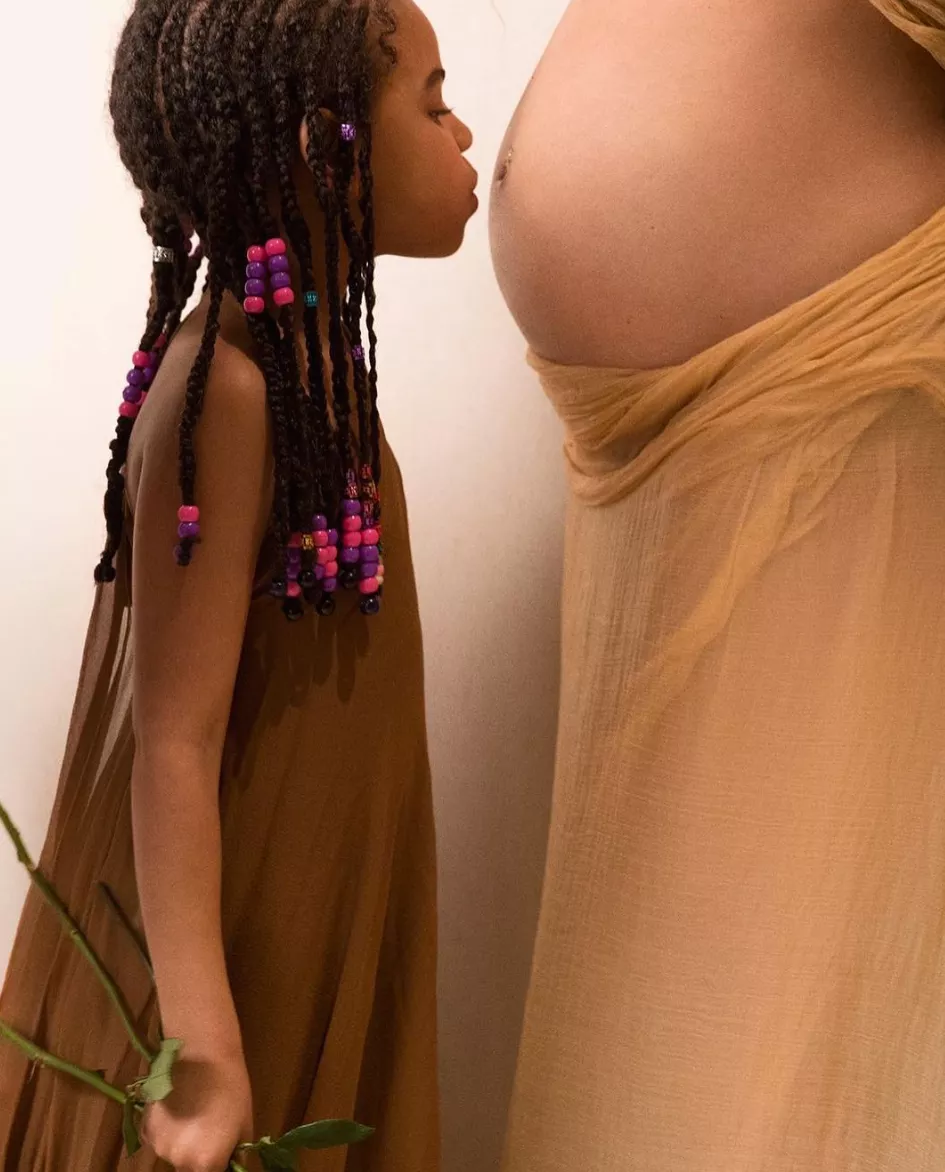 Naya Rivera: Naked Baby Bump Alert! - The Hollywood Gossip