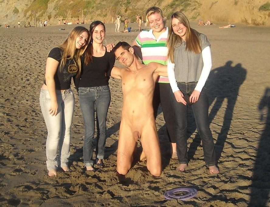 New teen friends bound by the love of being nude - Pichunter