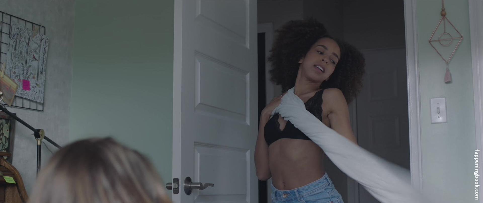 Hayley Law Nude, Sexy, The Fappening, Uncensored - Photo #212543 ...