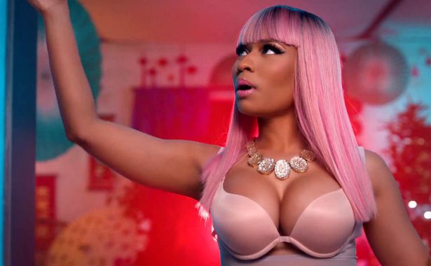Nicki Minaj shows off HUGE cleavage in new raunchy video for The ...