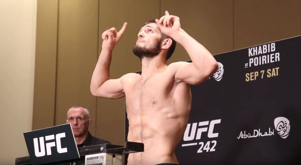 Khabib has to strip naked to make weight for Dustin Poirier fight at UFC 242