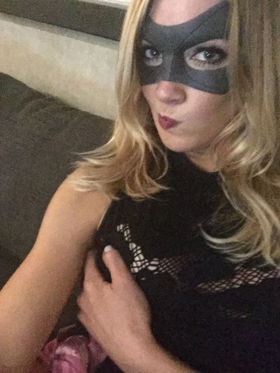 Katie Cassidy HACKED – The Fappening Leaked Photos 2015-2020