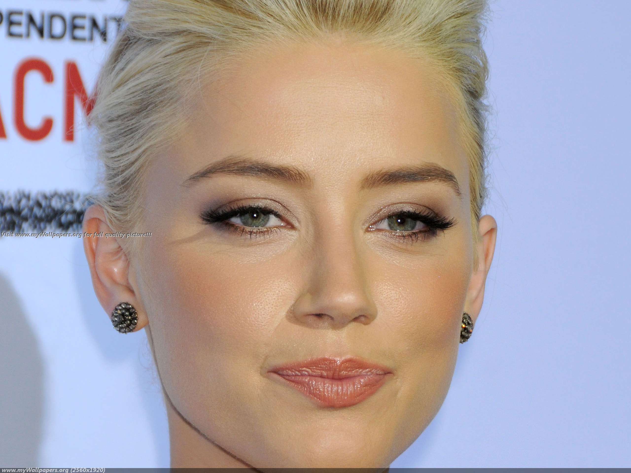 Amber Heard No Makeup: 2020 ideas, pictures, tips — About Make up