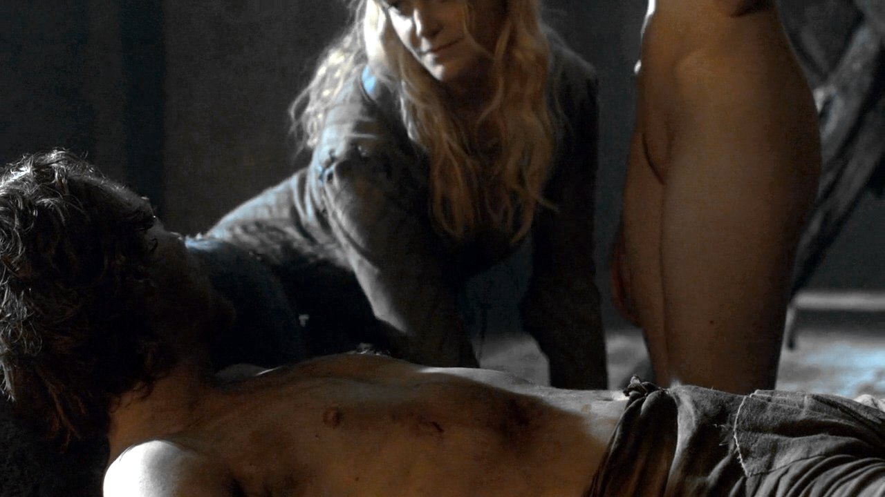 Naked Charlotte Hope in Game of Thrones u003c ANCENSORED