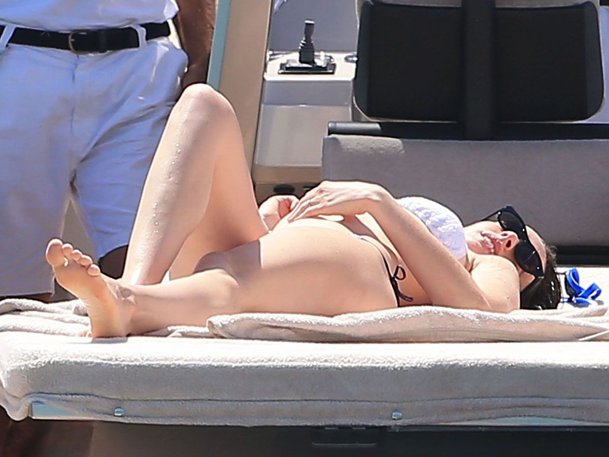 Nude pics of Anne Hathaway – The Fappening Leaked Photos 2015-2020